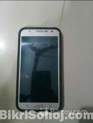 Samsung J7